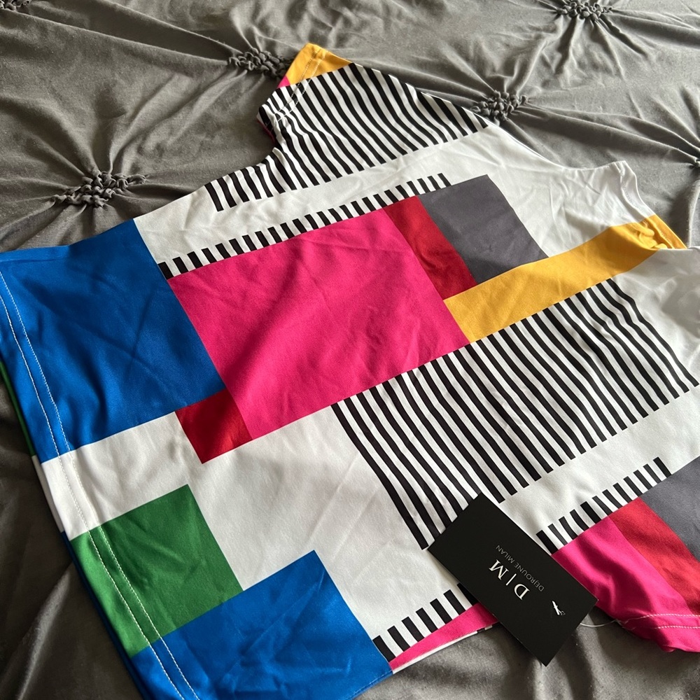 Color block top - Picture 4 of 4